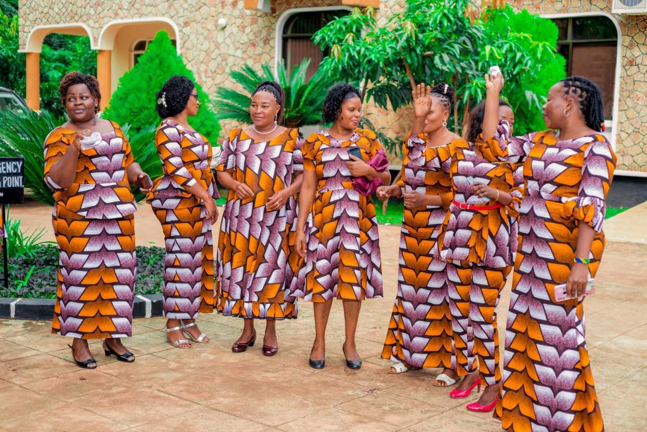 Mama Thea Homes Moshi Buitenkant foto