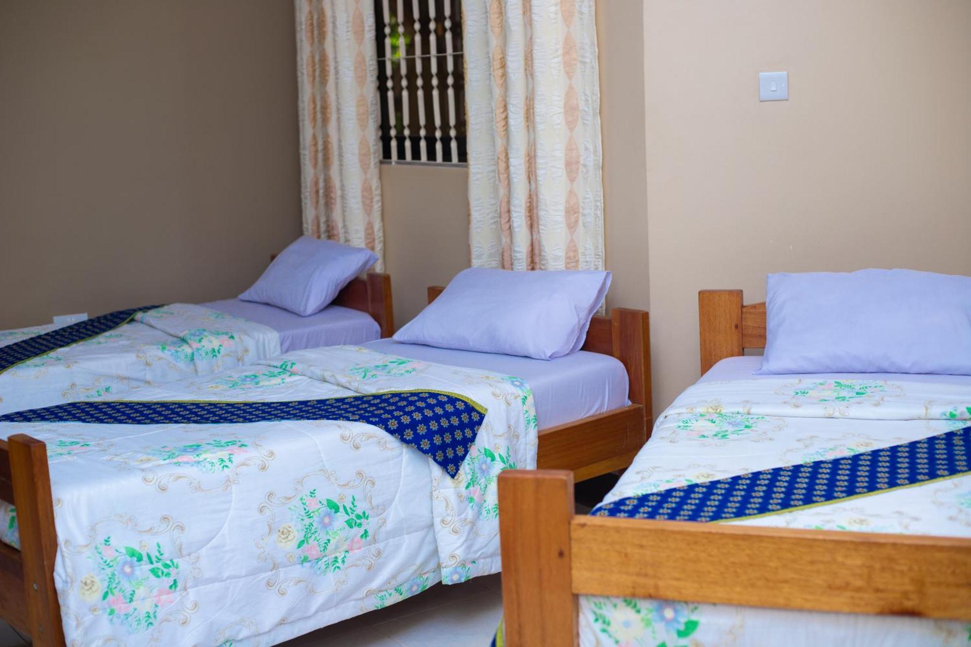 Mama Thea Homes Moshi Buitenkant foto
