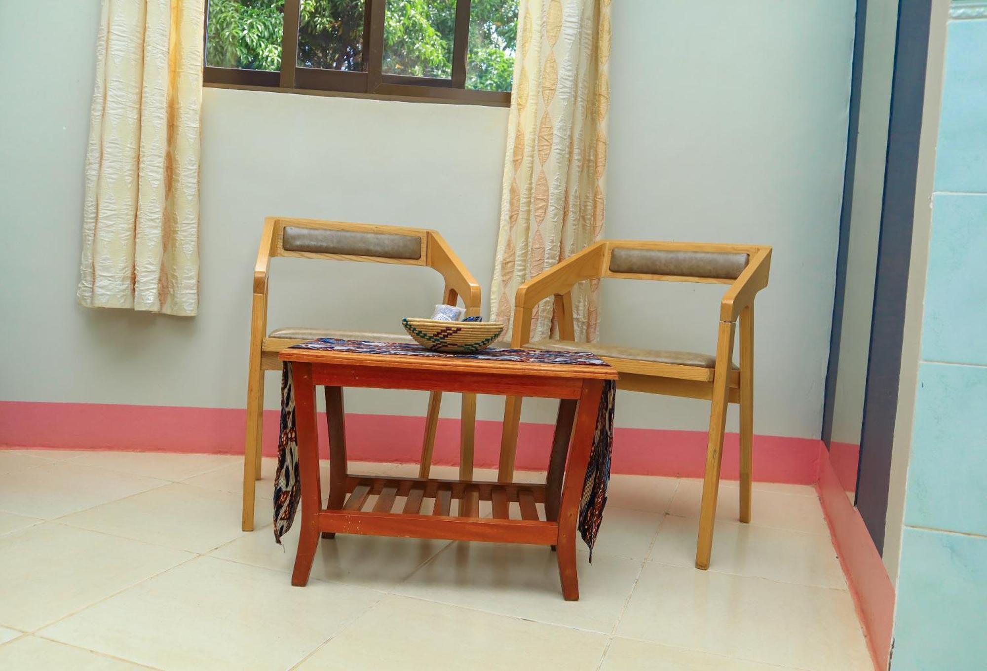 Mama Thea Homes Moshi Buitenkant foto