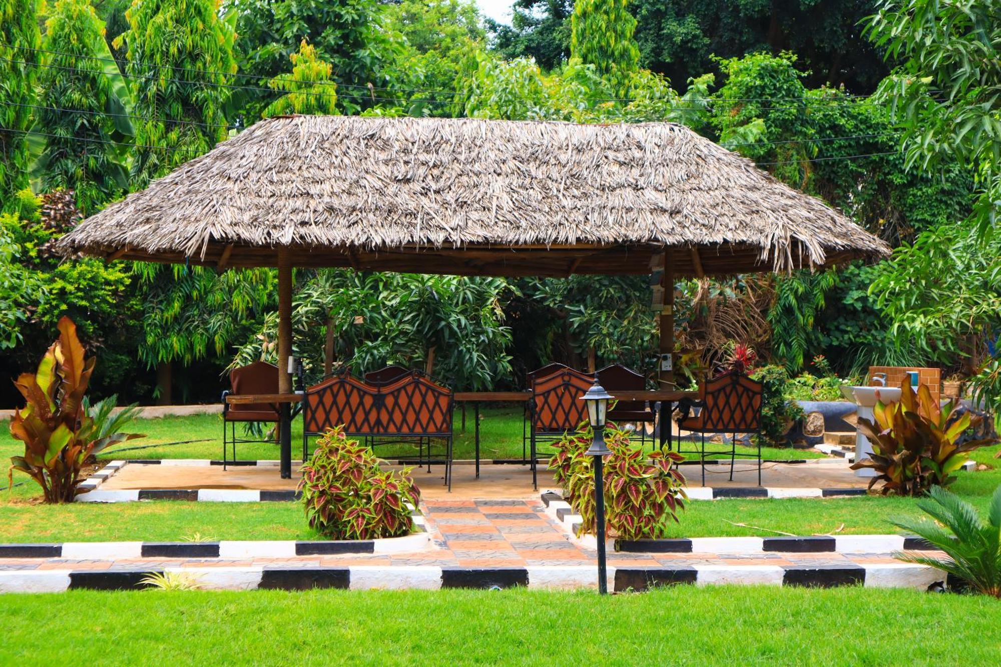 Mama Thea Homes Moshi Buitenkant foto