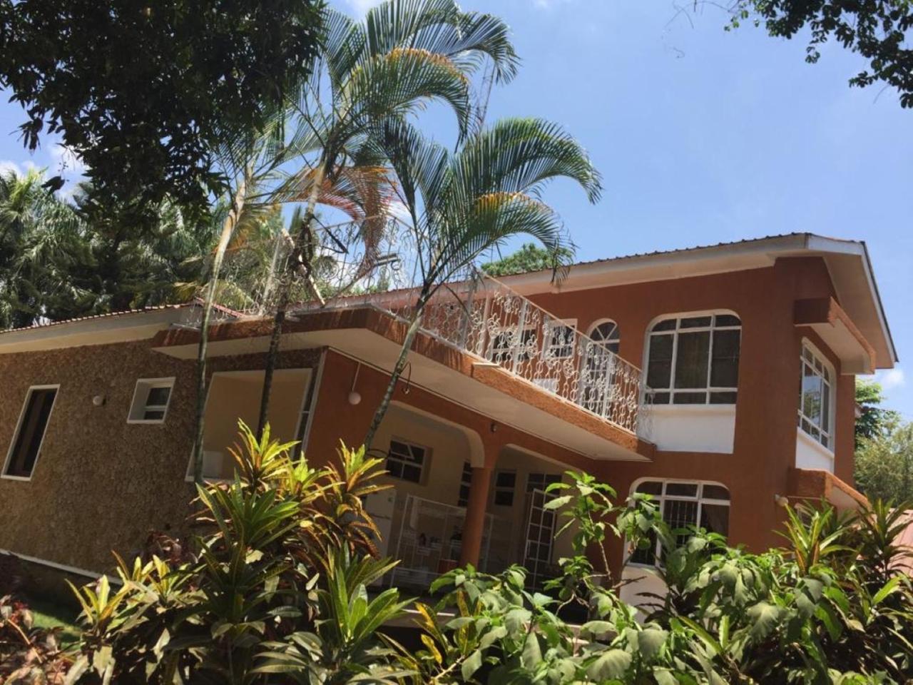 Mama Thea Homes Moshi Buitenkant foto